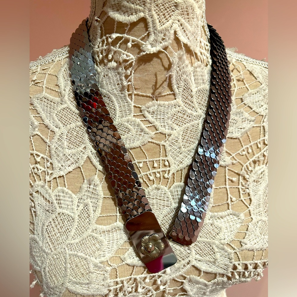 Vintage 80s stretch metallic belt
